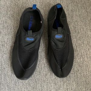 Water shoes